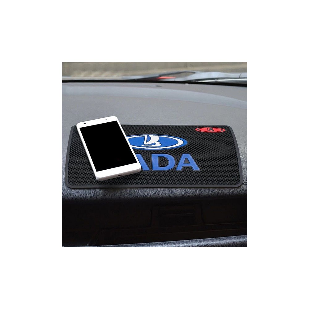 Protišmyková podložka LADA na palubovku